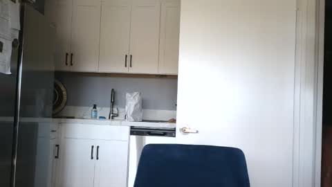 Jim online show from February 24, 6:28 pm