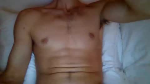 Snapshot of quiii1103 chatting on October 5, 2:10 am quiii1103 online show from October 5, 2:10 am