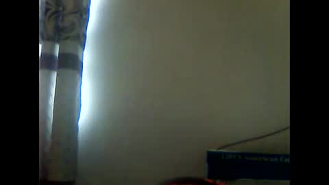 Snapshot of quinbaby chatting on March 7, 10:12 am quinbaby online show from March 7, 10:12 am