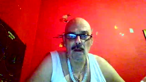 qwertyuiop22348015 online show from January 5, 6:33 pm