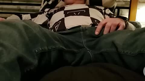 r2424 online show from March 23, 5:11 am