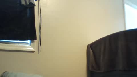 Snapshot of r8drfn89 chatting on December 11, 4:09 pm Chocol8t online show from December 11, 4:09 pm