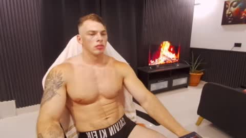 Snapshot of r9dima1998 chatting on May 27, 12:29 am Dmitry online show from May 27, 12:29 am
