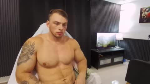 Snapshot of r9dima1998 chatting on June 11, 2:11 am Dmitry online show from June 11, 2:11 am