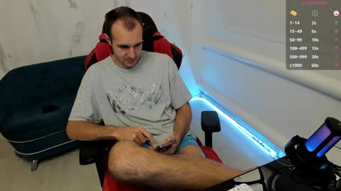 Snapshot of raamos chatting on December 6, 7:21 am Nikita online show from December 6, 7:21 am