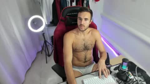 Snapshot of raamos chatting on September 16, 4:41 pm Nikita online show from September 16, 4:41 pm