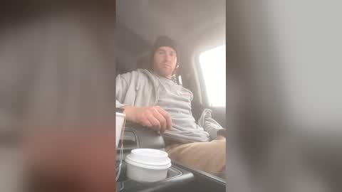 rabbi_poolnoodle online show from December 3, 5:00 pm