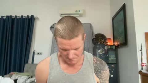 Snapshot of rabbit_eyes69 chatting on January 7, 4:48 am rabbit_eyes69 online show from January 7, 4:48 am