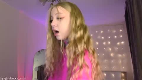 Rebecca  Becc online show from February 4, 5:19 pm