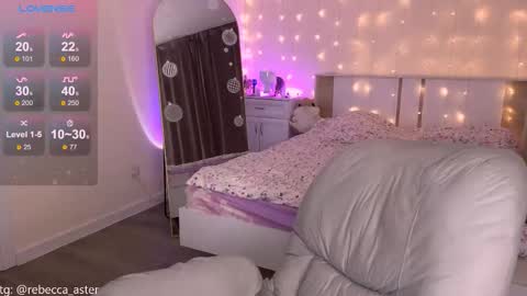 Rebecca  Becc online show from February 5, 4:00 pm