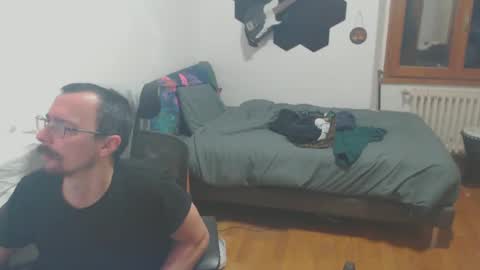 Snapshot of raccon68 chatting on December 30, 6:05 pm Raccoon68 online show from December 30, 6:05 pm