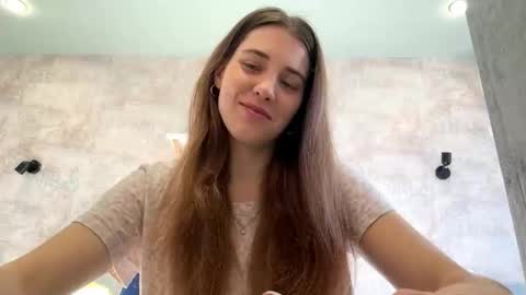 Snapshot of rachaelsalazan chatting on December 16, 8:30 am Rachael online show from December 16, 8:30 am