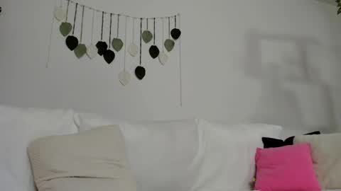 Snapshot of rachel__lips chatting on May 31, 9:05 am rachel__lips online show from May 31, 9:05 am