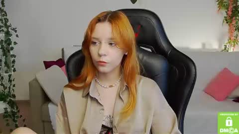 Snapshot of rachel__lips chatting on June 24, 8:02 am rachel__lips online show from June 24, 8:02 am