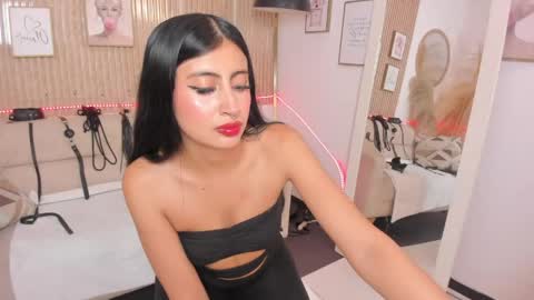 RACHEL ES online show from April 30, 6:53 am