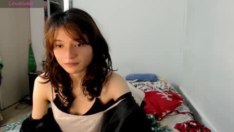 Snapshot of rachel_garden2 chatting on April 7, 12:11 am rachel_garden2 online show from April 7, 12:11 am