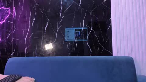 Snapshot of rachel_jamesx chatting on March 16, 5:44 am rachel_jamesx online show from March 16, 5:44 am