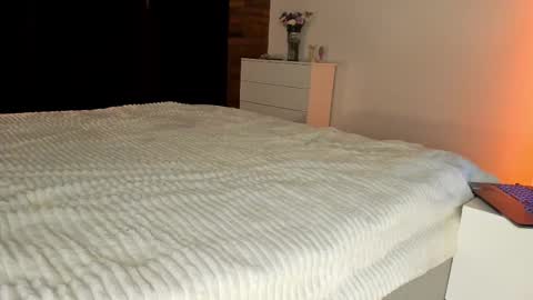 Sherryl online show from February 20, 6:30 pm