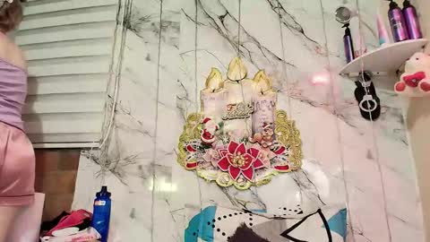 Rachel online show from December 2, 8:19 am