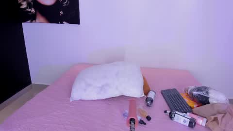 Snapshot of rachel_roman chatting on August 8, 1:02 pm DALIANA online show from August 8, 1:02 pm