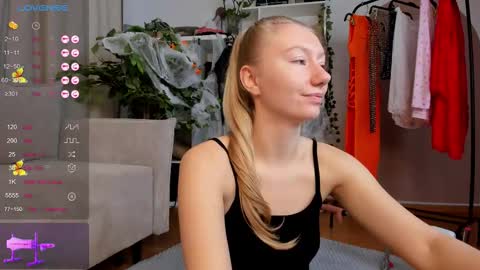 Snapshot of rachel_rut chatting on October 31, 4:13 am Rachel online show from October 31, 4:13 am