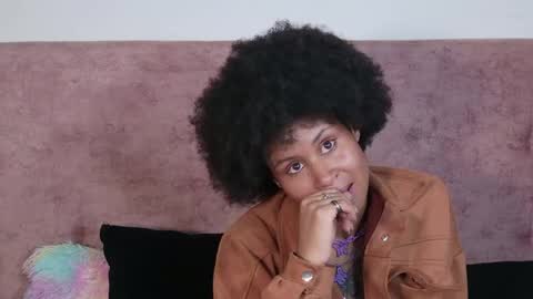 RachelAnn online show from May 14, 2:35 pm