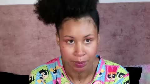 RachelAnn online show from June 15, 8:33 pm