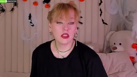 Snapshot of rachelcart chatting on October 17, 3:10 am RachelCart online show from October 17, 3:10 am