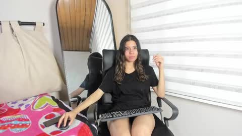 Rachell online show from February 9, 9:47 am