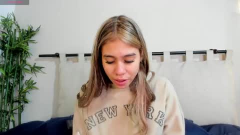 Rachell online show from April 30, 4:19 am