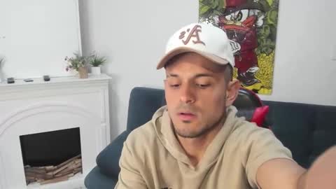 Snapshot of rachell_jacob chatting on May 27, 10:56 am rachell_jacob online show from May 27, 10:56 am