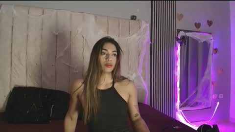 Snapshot of rachell_owen chatting on October 15, 10:04 am rachell_owen online show from October 15, 10:04 am