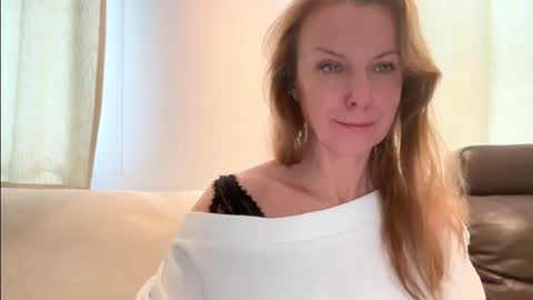 Snapshot of rachelldelicious chatting on January 22, 1:32 pm Rachel online show from January 22, 1:32 pm