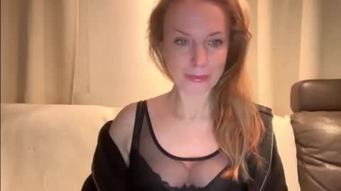 Snapshot of rachelldelicious chatting on January 22, 9:10 pm Rachel online show from January 22, 9:10 pm