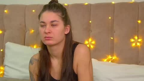 RachellSimpson online show from December 22, 6:48 pm