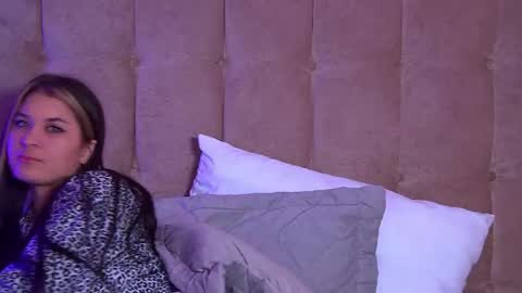 RachellSimpson online show from February 21, 1:11 am