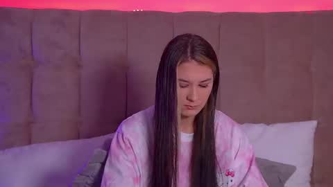 RachellSimpson online show from February 27, 6:09 pm