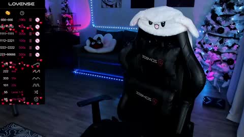  Miko Pleasee help me get 100 likes online show from February 6, 11:21 am