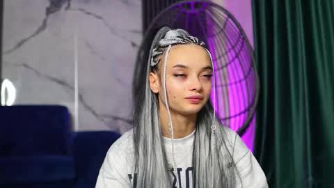 Snapshot of rachelravee chatting on October 28, 5:22 am Ann online show from October 28, 5:22 am