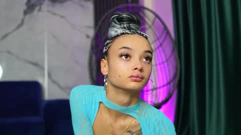 Snapshot of rachelravee chatting on October 30, 5:42 am Ann online show from October 30, 5:42 am