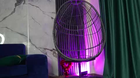 Snapshot of rachelravee chatting on November 4, 5:28 am Ann online show from November 4, 5:28 am