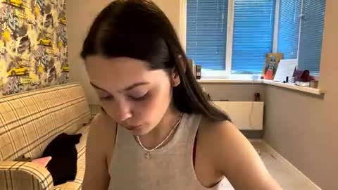 Snapshot of racquelcaffarel chatting on July 6, 3:03 pm Elizabeth online show from July 6, 3:03 pm