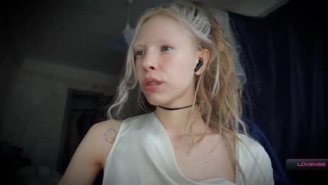 Snapshot of radiant_ada chatting on March 17, 10:18 am ada online show from March 17, 10:18 am