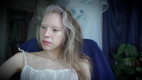 Snapshot of radiant_ada chatting on March 23, 9:35 am ada online show from March 23, 9:35 am