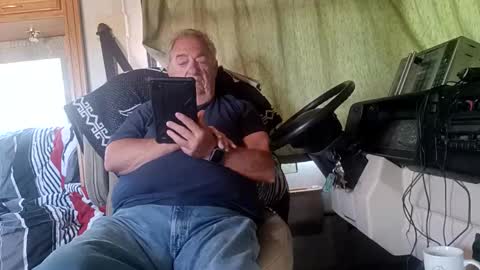 Radioman for fun online show from April 27, 2:26 pm