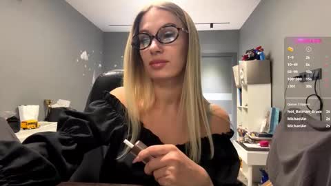 Mila online show from February 13, 3:41 pm