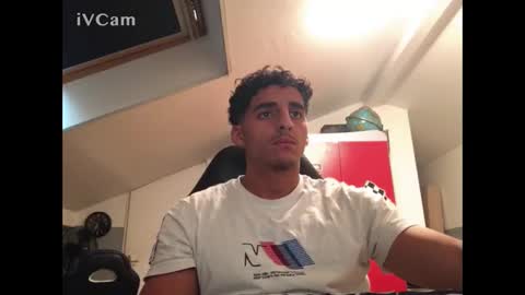 Snapshot of raes69 chatting on October 14, 10:27 am raes online show from October 14, 10:27 am