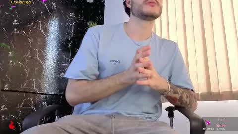 R A F A E L online show from February 12, 8:48 pm