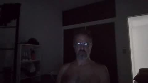 Snapshot of rafaelsel chatting on November 3, 3:13 pm Big Uncle Jungle online show from November 3, 3:13 pm