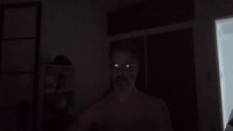 Snapshot of rafaelsel chatting on November 12, 4:02 am Big Uncle Jungle online show from November 12, 4:02 am